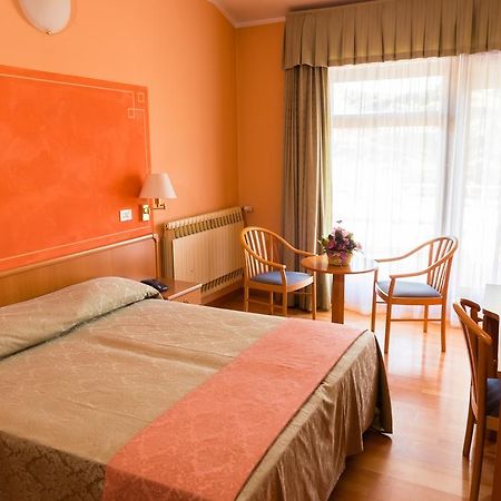 Hotel Chalet Del Lago Avigliana Luaran gambar